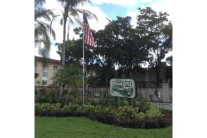 4154 Inverrary Dr 205, Lauderhill