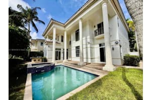 996 Sanibel Dr, Hollywood