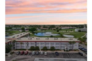 1700 Pine Valley Dr 205, Fort Myers