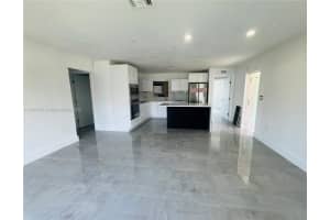 912 Ne 2nd Ct 0, Hallandale Beach