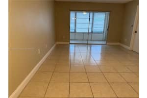 8345 Sunrise Lakes Blvd 312, Sunrise