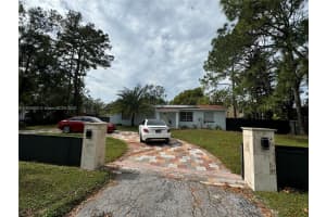 6504 N Packwood Ave, Tampa