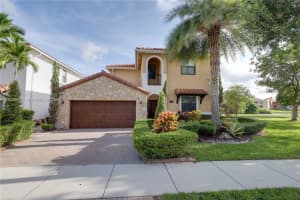 10040 Nw 10th St, Miami