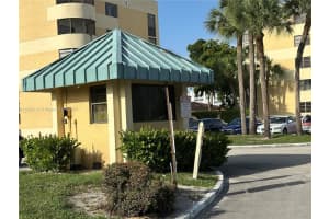 6575 W Oakland Park Blvd 516, Lauderhill