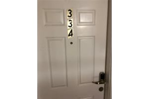 1555 W 44th Pl 334, Hialeah