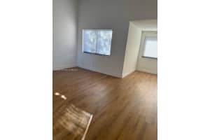 201 W Park Dr 203-2, Miami