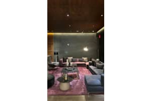 68 Se 6th St 2804, Miami