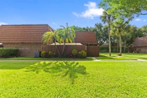 806 Sw 119th Way, Davie