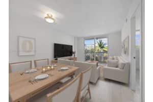 401 Ocean Dr 403, Miami Beach