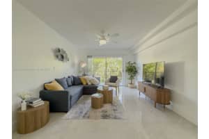 250 Ne 181st Dr 107, Sunny Isles Beach