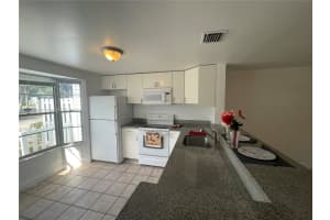 23 Sw 3rd St, Pompano Beach