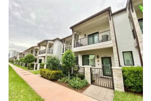 4659 Nw 83rd Path 4659, Doral