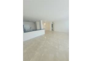 2025 Ne 164th St 617, North Miami Beach