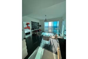 60 Sw 13th St 3407, Miami