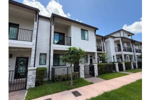 4617 Nw 83th Path 0, Doral
