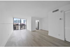 17021 N Bay Rd 1025, Sunny Isles Beach