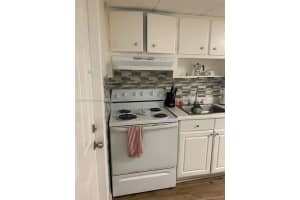 2008 Pierce St 2, Hollywood