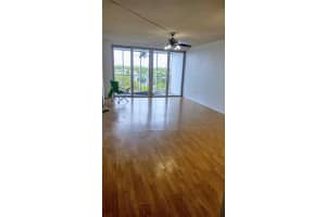 1780 Ne 191st St 704-2, Miami