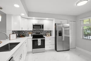12500 Sw 6th St 206n, Pembroke Pines