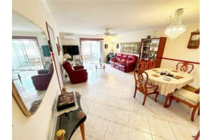 17001 Ne 13th Ave 202, Miami