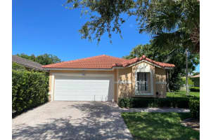 4136 Sapphire Ter, Weston
