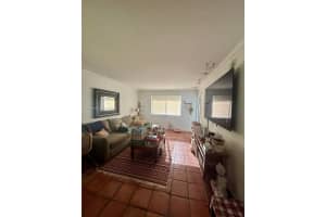 240 Galen Dr 201, Key Biscayne