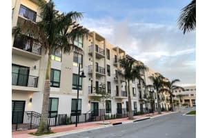 8265 Nw 41 St 104, Doral
