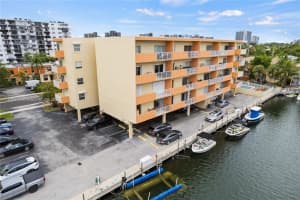 3545 Ne 167th St 402, North Miami Beach