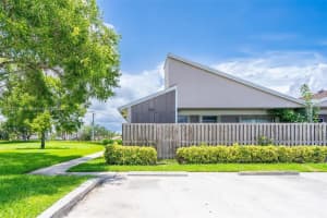 500 S Woodgate Cir A, Sunrise