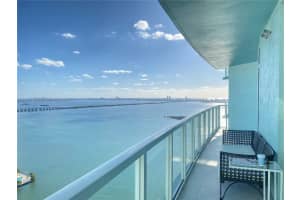 1900 N Bayshore Dr 3804, Miami