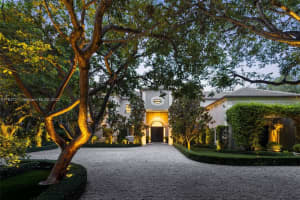 5071 Pine Drive, Miami