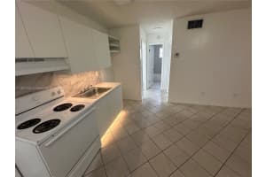 7841 Johnson St 102, Pembroke Pines