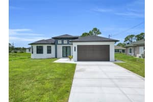 2505 40th, Lehigh Acres