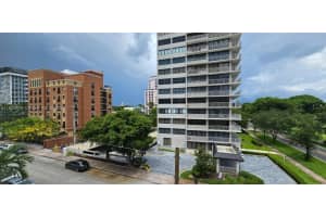 650 Coral Way 404, Coral Gables