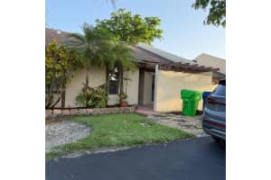 10832 Nw 30th Pl 352, Sunrise