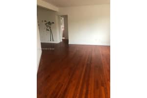 127 Phoenetia Ave 4, Coral Gables