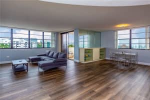 9180 W Bay Harbor Dr 5c, Bay Harbor Islands