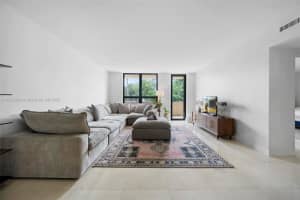 10185 Collins Ave 306, Bal Harbour