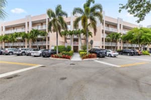 2541 N Nob Hill Rd 309, Sunrise