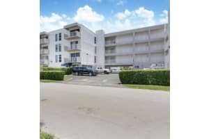 3716 Ne 168th St 303, North Miami Beach
