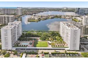 2801 Ne 183rd St 2009w, Aventura