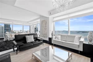 1425 Brickell Avenue 42e, Miami