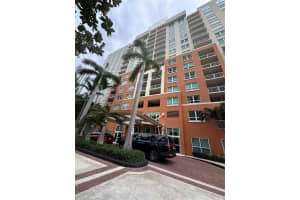 2000 N Bayshore Dr 1505, Miami