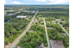 1325 Sagbloom Se, Palm Bay