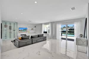 16433 Ne 33rd Ave, North Miami Beach