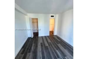 11780 Sw 18th St 317-2, Miami