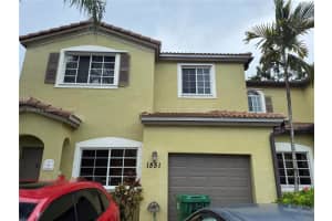 1851 Sw 101st Way, Miramar