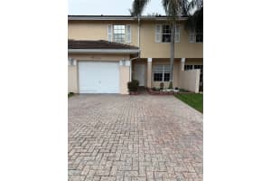 8992 Nw 53rd St 8922, Sunrise