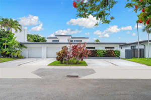 1930 Ne 193rd St, Miami