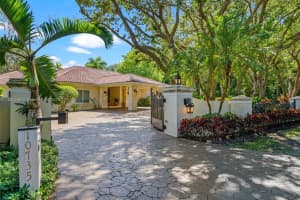 10735 Sw 58th Ave, Pinecrest